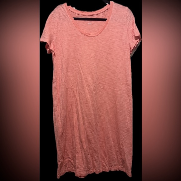 Universal Thread women’s T-Shirt dress, size medium. GUC. - Picture 4 of 4